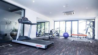 Beaufort Cozy Luxury Hideout with Restaurant, FREE Swimming pool & Gym, 10 mins from Airport - Accra - 8