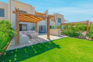 Charming 2-Lvl 3BR Lagoon Home in Shedwan El Gouna, Pool Access - Hurghada - 0