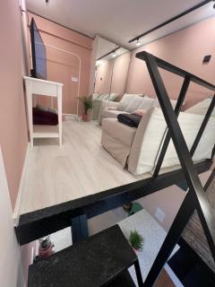 Pink42 MiniStudio2 - Budapest - 8
