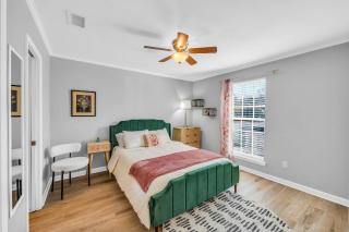 Honeysuckle - Quiet Condo 2 Beds Free Parking Near UGA - Athens - 8