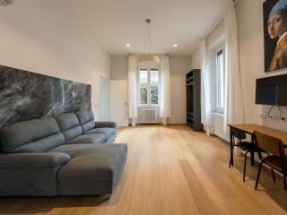 RRRapido Holy Suites and Rooms - Via Sardegna - Milan - 2