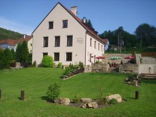 Rožmberk Royale Pension - 1