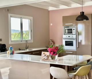 Villa 4 étoiles MWoodsuite MartiniqueSun - Coquet & Central avec piscine et jardin privé - Le Lamentin - 2