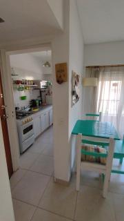 Depto luminoso, alegre y a una cuadra del mar - 8