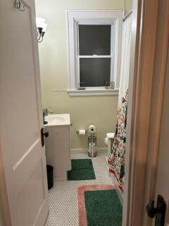 Charming 1 BR Apt 6 miles from Downtown! - Cincinnati - 3
