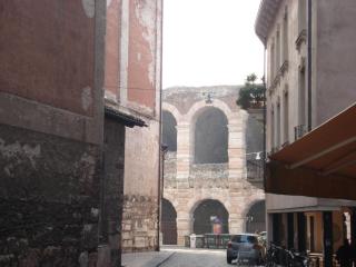 B&B Quo Vadis Arena - Verona - 0