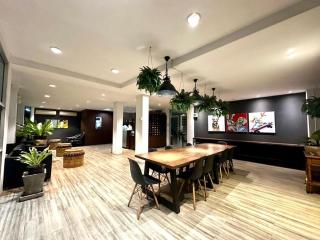 BR Hotel & Residence (Parking is available 250 meters away from the property) - Si Racha - 7