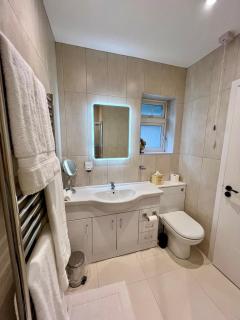 Hotel at Home in Shoreham by Sea - Shoreham-by-Sea - 7