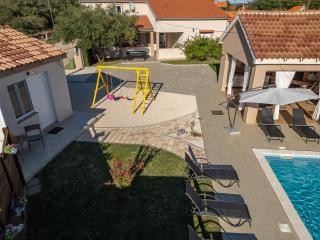 Holiday Home Iva - 8