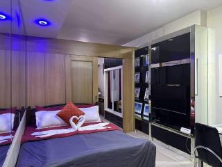 SD staycation Shell Residences facing moa complex - Manila - 3