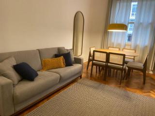 Lindo apartamento a 200 metros da praia de Copacabana, portaria 24h - Rio de Janeiro - 7