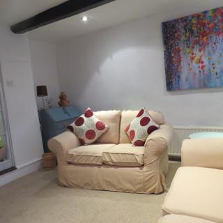 Frog Palace - Secure Parking-Outside Area-Topsham-Exeter-Beach-Chiefs-WiFi - Topsham - 4