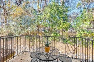 Honeysuckle - Quiet Condo 2 Beds Free Parking Near UGA - 3