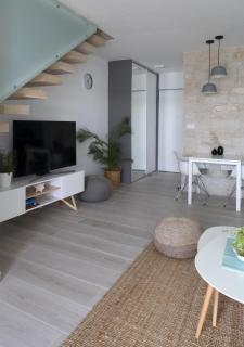 Beachfront deluxe apartment - Povljana - 4