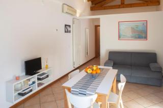 Yellow Loft - Mira - 7