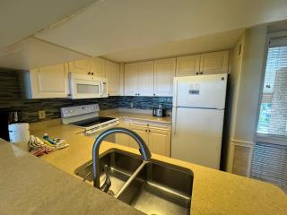 7332 Harbourside III Villas - 4