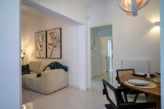 Seclusion, Privacy and 2 bedroom Luxury in Glyfada - 9