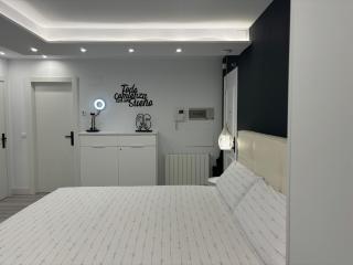 Black and White Suite Cervantes - Castro Urdiales - 4