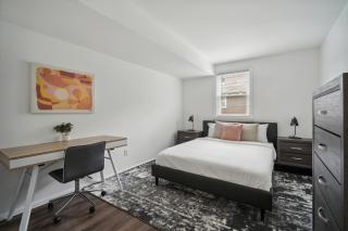 Pine Brook 104 I Pool Gym I Free Parking ! - Newark - 6