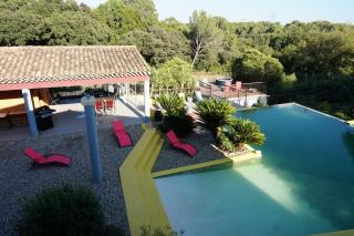 La Maison Astra de 4 à 12 personnes - Domaine à Grans - 8