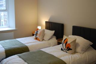 Large 2-3 Bed FREE Parking, En-suite - Harrogate - 6