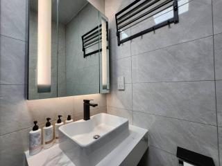 Opal Oasis - Gaborone - 4