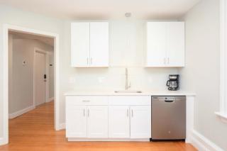 Jennifer's College Hill Apartment Close to Everything - Providence - 4