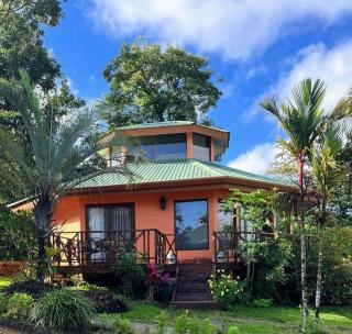 Beautiful 3BR Lakeshore House in Gated Community - Tilarán - 0