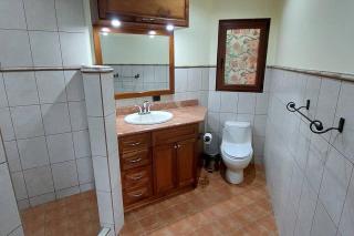 Beautiful 3BR Lakeshore House in Gated Community - Tilarán - 9