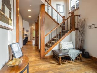 Suncadia 4 Bdrm Pet Friendly Home with Private Covered Patio & Game Room - Cle Elum - 6
