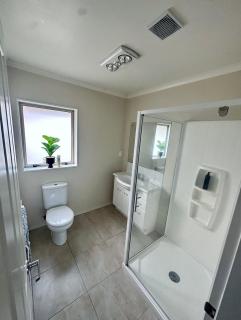 Entire House!3Bedroom,2 Bathroom, Fully FencedYard - Wallaceville - 4