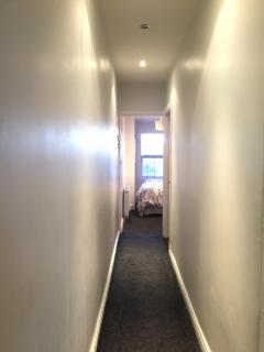 Private double rooms close to City centre, Coventry, with free WiFi and Car Parking - 4