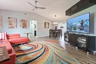 Charming Luxury Heated Pool Home - Cape Coral - 9