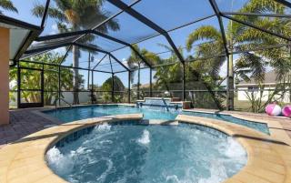Tranquil Palms Heated Pool Spa Outdoor TV & More - Cape Coral - 9