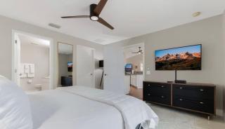 Tranquil Palms Heated Pool Spa Outdoor TV & More - Cape Coral - 7
