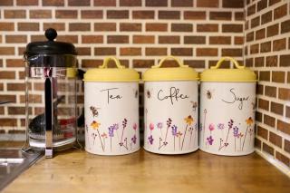 Central Stay on Main st- Harbour Views - 6