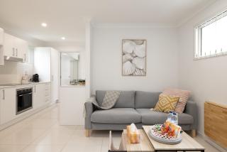 Smart Suites Self Check-in Apartments - N Freney - 0