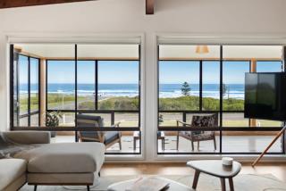 Mid-Century Modern-BYO Linen-Ocean View - Middleton - 0