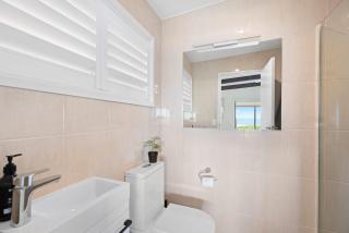 Ocean Oasis - Panoramic Sea Views - BYO Linen - Middleton - 1