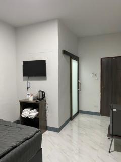 Ladakul hostel (ลดากุลโฮสเทล) - Chom Thong - 8