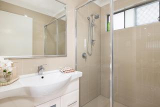 Smart Suites Self Check-in Apartments - Rocklea Station N - 9