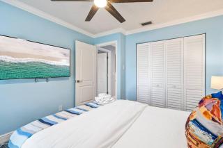Stylish Tropical Pool Home, Large Deck & Pool Table - Delray Beach - 5