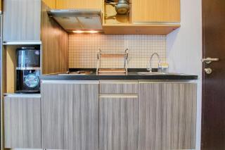 Fancy and Nice Studio at Atria Residence Gading Serpong Apartment By Travelio - Tangerang - 3