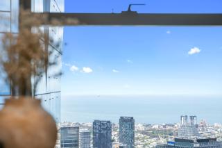 Bay and River Views Apt In Best Location with Pool - Melbourne - 9