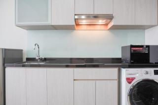 Comfort Stay Studio at Menteng Park Apartment By Travelio - Jakarta - 3