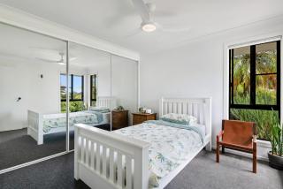 Lennox Hills - 1