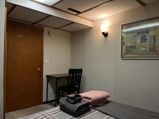 West Seattle 2BR Sleeps 6 Easy Access to Stadiums & Downtown - 7