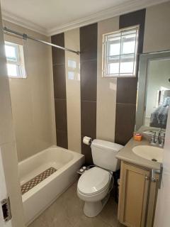 Jacks Hill Villa - Kingston - 1