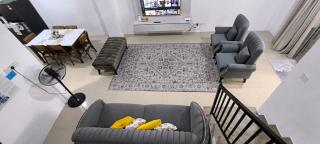 AMI Homestay & Guest House - 8