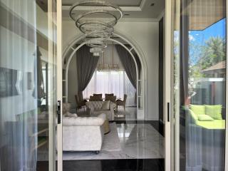 Gold Chariot 4BR villa with pool - - 6
